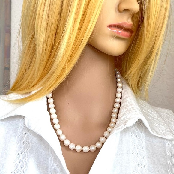 Akoya 18” Pearl Necklace - Picture 7 of 12